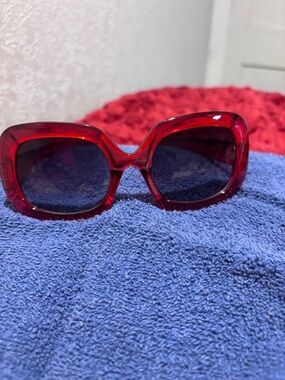 A.J. Morgan Red Oversized Square Sunglasses - Stylish Women’s Shades 48 18 140